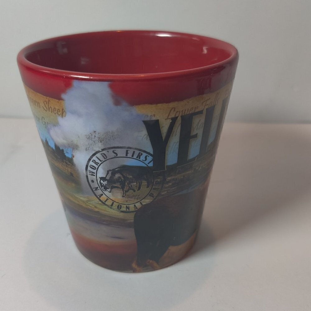 Yellowstone coffee mug depicting our first national park. Buffalo, Bears, etc - Picture 5 of 5